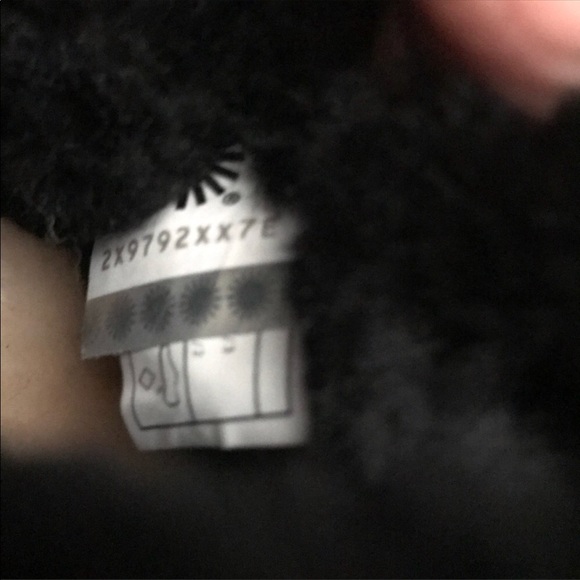 Mini cuff uggs - Picture 4 of 7